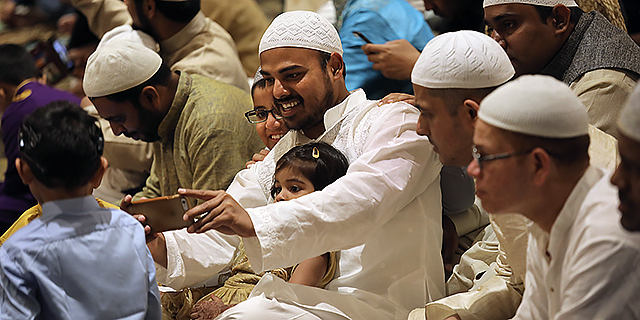 New estimates show U.S. Muslim population continues to grow