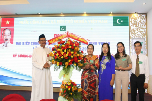 Islamic community in Ninh Thuan convenes 3rd congress