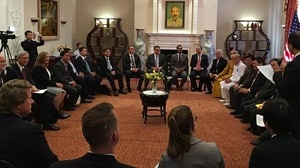 Vietnam, US officials share information on religious affairs