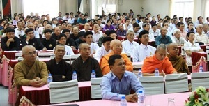 Vinh Long province disseminates Southern land history to religious dignitaries 