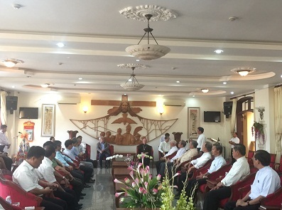 NA Committee Chairman visits Catholic establishments in Dong Nai