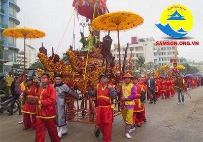 Doc Cuoc Temple Festival opens