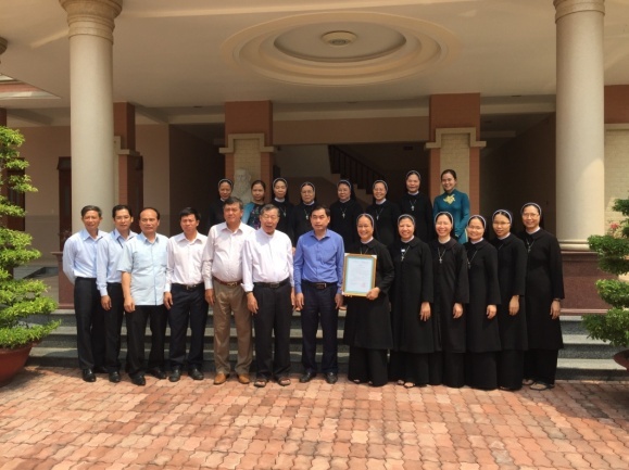  Congregation of Xuan Loc Holy Cross Lovers obtains official registration