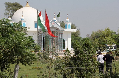 20 Are Hacked and Beaten to Death at Pakistani Shrine