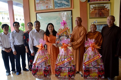 Ba Ria-Vung Tau provincial authorities extend Vesak visit to  local VBS’s office 