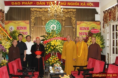 Cardinal Peter Nguyễn Văn Nhơn extends Vesak congratulation to VBS