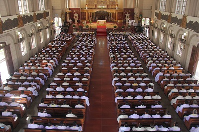 700 priests attend priesthood training in Thai Binh