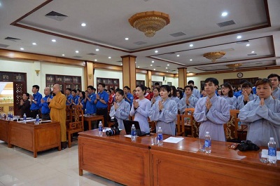 Volunteering management training held in Quan Su pagoda