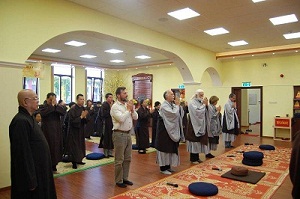 Representatives of Tan Kapuja Buddhist Church visit Vietnamese Pagoda in Hungary