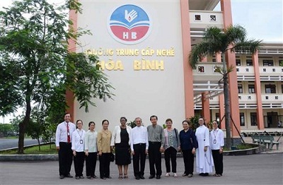 Catholic vocational training school receives Rector of Thailand International Catholic University 