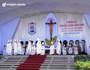 Coadjutor Bishop of Da Lat Diocese formally conferred