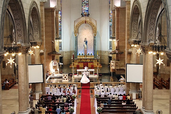 Nun conducts Catholic wedding because there aren’t enough priests  