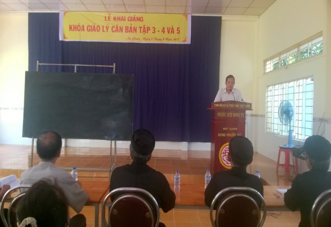 Buddhist temple in An Giang holds basic tenets training 