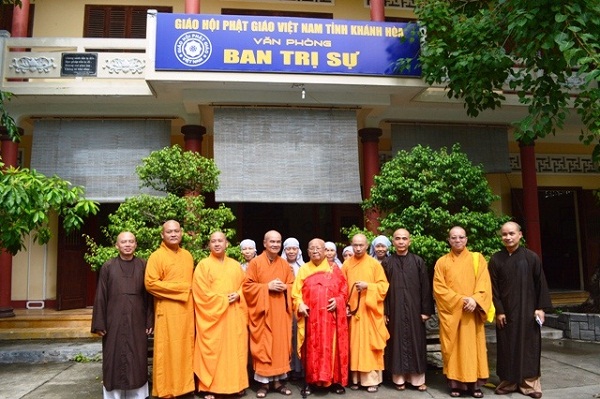 Thailand Buddhist delegation visits Buddhist Chapter in Khanh Hoa