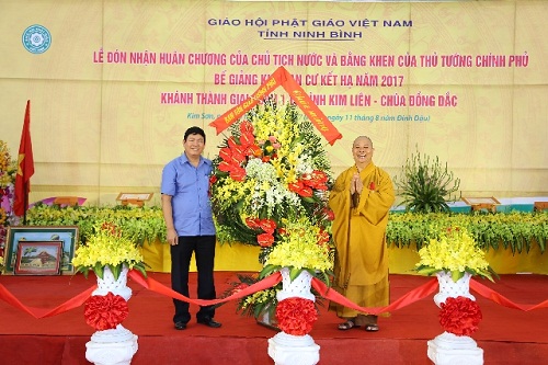 VBS Chapter in Ninh Binh receives Third-Class Labor Medal