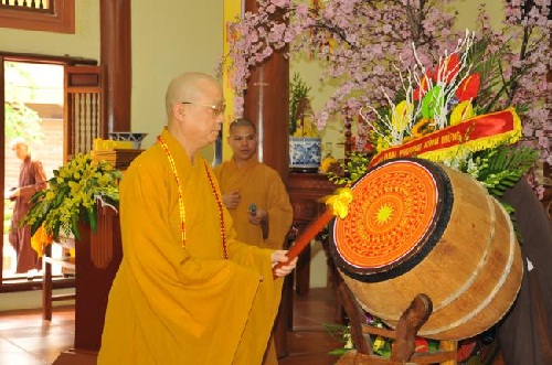 Buddhist College in Hanoi opens new school year