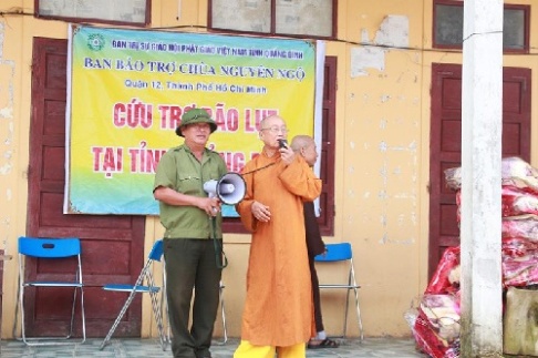 Buddhist charity program held for Arem ethnic group in Quang Binh