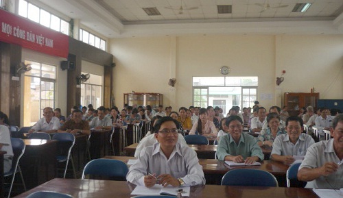 Religious training for local officials held in My Tho