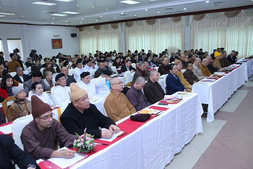 VFF disseminates religious law to religious dignitaries in Vietnam North