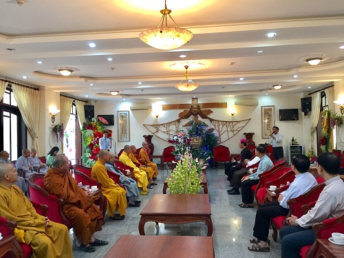 Buddhist Chapter in Dong Nai extends Christmas greetings to Xuan Loc Diocese