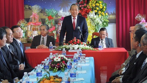 Deputy PM extends Christmas visits to Christian organisations in Kon Tum, Gia Lai