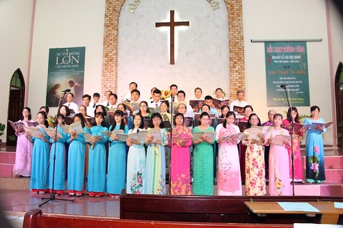 Protestant spiritual refreshment conference for singing groups held in Tien Giang