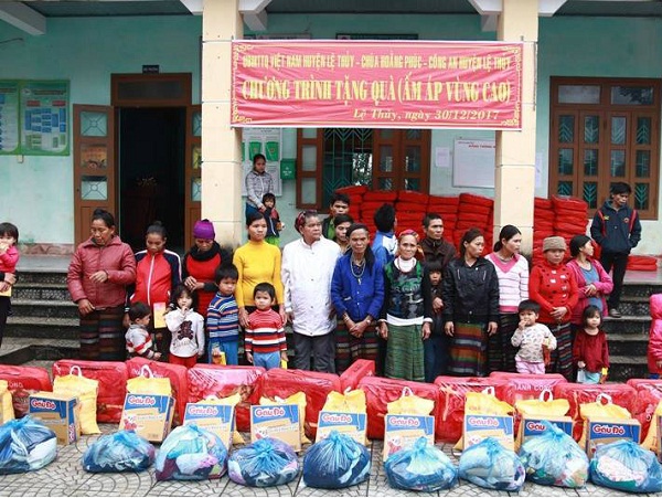 Buddhist pagoda in Quang Binh provides supports to people in mountainous areas