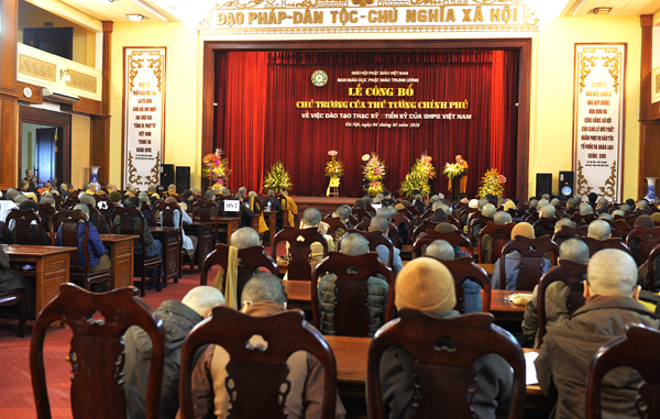 GCRA leader presents VBS with Prime Minister’s approval on Buddhist post-graduate trainings 