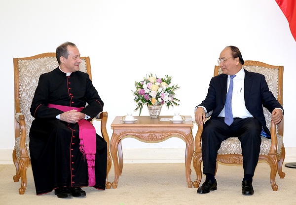 Gov’t leader welcomes Holy See Deputy FM Antoine Camilleri