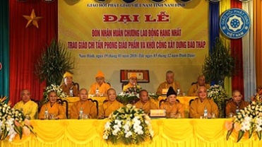 First-class Labor Medal awarded to Buddhist chapter in Nam Dinh