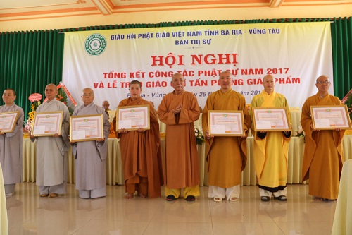 Buddhist chapter in Ba Ria - Vung Tau holds year-end meeting