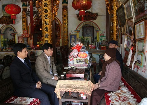 GCRA Vice Chairman pays Tet visit to Buddhist Nun in Ha Nam