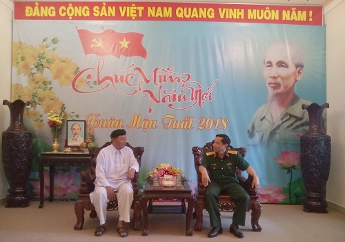 Tay Ninh Caodai Church in Tien Giang extends Tet greetings to local authorities