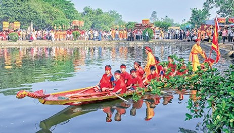 Buddhist followers, visitors flock to Keo Pagoda festival