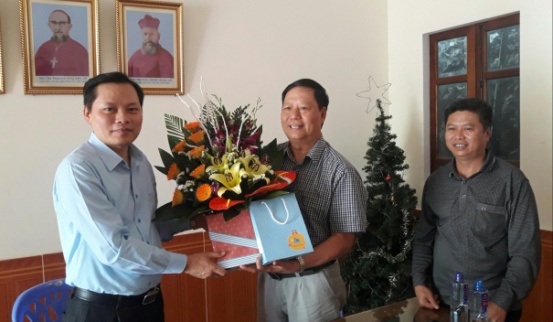 Home affairs department in Ha Giang extends Easter visit to Thanh Tam parish