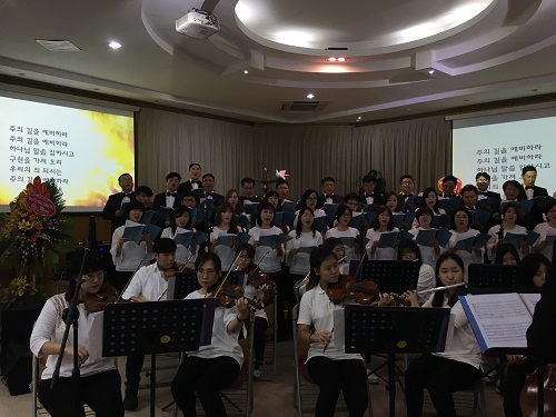 Special Easter Celebration for Korean Presbytarians in Hanoi