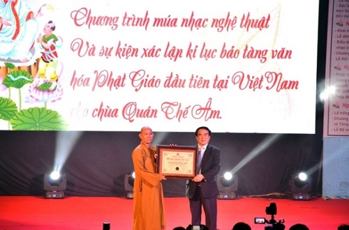 Biggest Buddhist festival 2018 kicks off in Da Nang