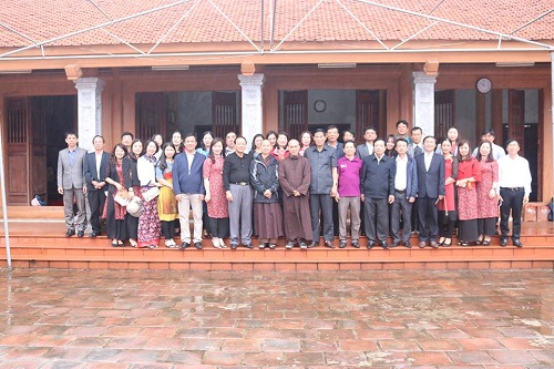 VFF in Quang Binh, Ha Tinh visit Hoang Phuc pagoda