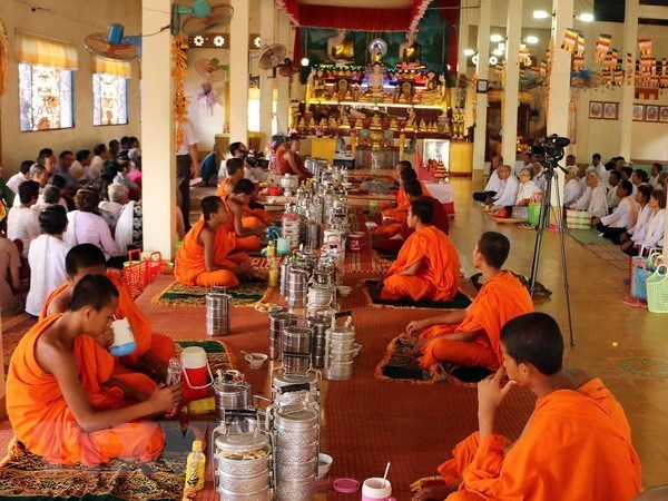 PM congratulates Khmer people on traditional New Year festival