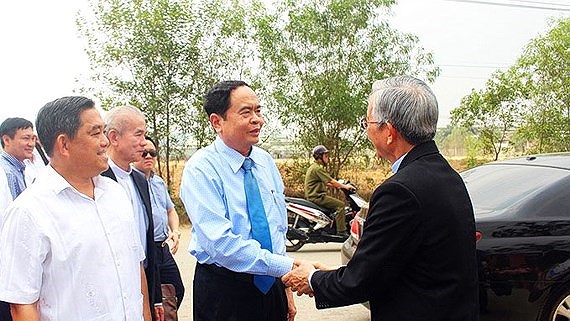 Chairman of Vietnam Fatherland Front works with the Diocese of Xuan Loc