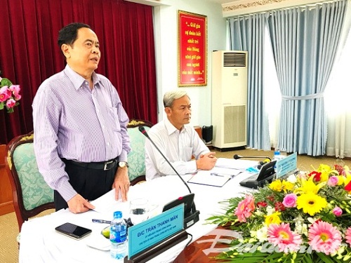  VFF leader discusses religious affairs with Dong Nai provincial government