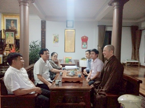 Home affairs leader in Quang Binh meets with VBS Chapter in Bo Trach district