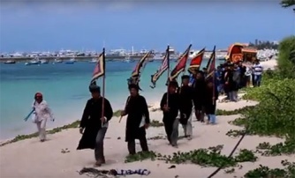 Funeral of death whale held in Phu Quy island