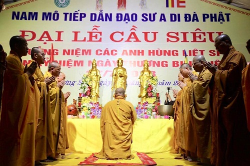 Buddhist requiem for heroic martyrs held in Ha Tinh