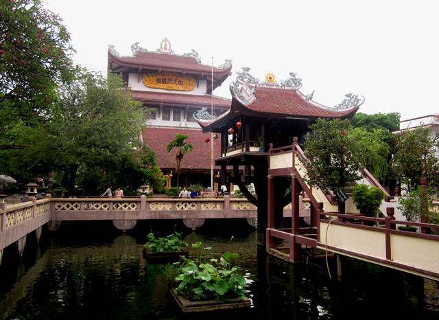 Nam Thien Nhat Tru - One Pillar Pagoda in Saigon