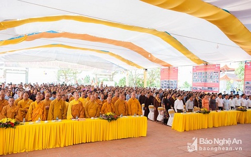 Vietnam Buddhist sangha holds Lotus Scent cultural program