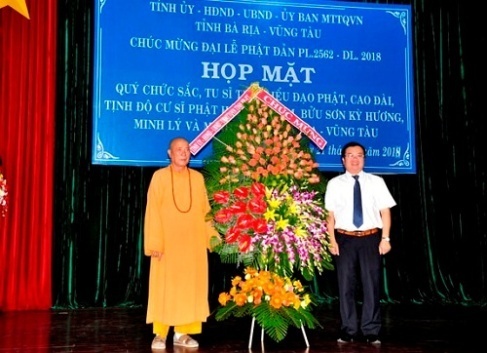 Ba Ria Vung Tau authorities meet with religious dignitaries ahead of Vesak Day 2018