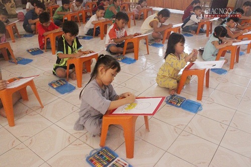 Pagoda in Ho Chi Minh City holds Buddha painting contest for children