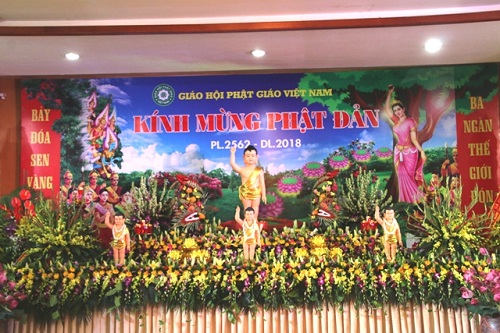 Deputy PM Trương Hòa Bình attend grand ceremony marking  Buddha’s Birthday 