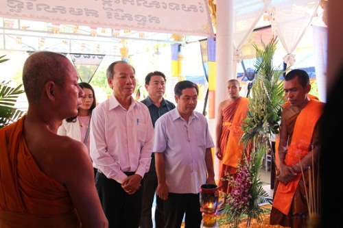 GCRA leader pays homage to Most Venerable Kim Sa Rinh